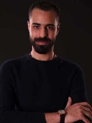 مصطفى عسكر